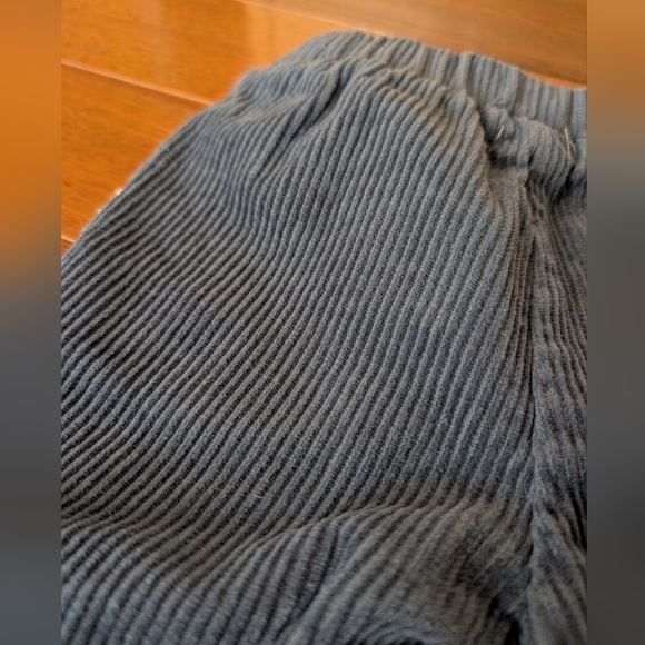 Kids Corduroy Pants Set - Black and Gray - Picture 8 of 8